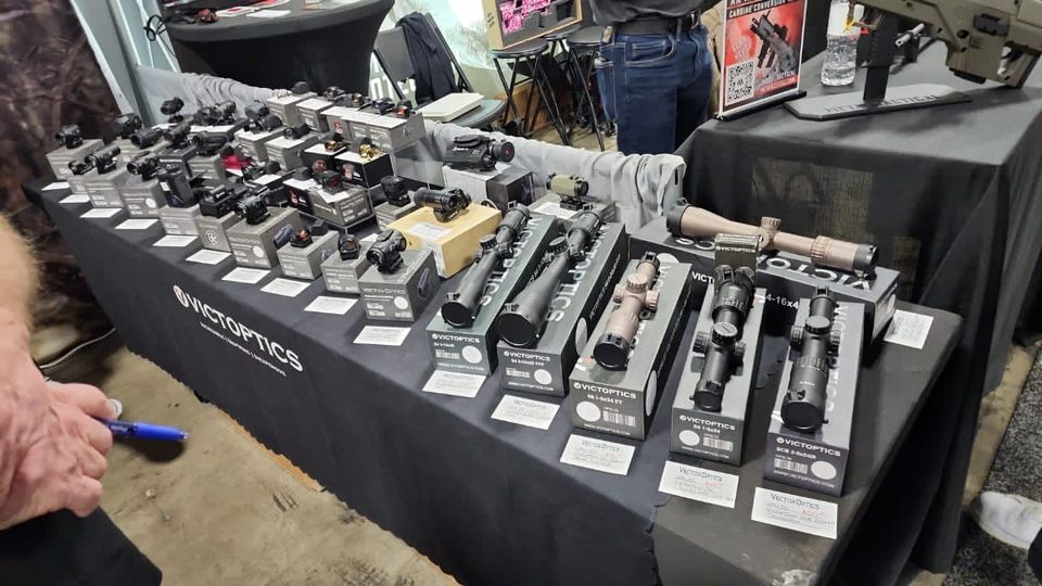 shot show 2.jpg